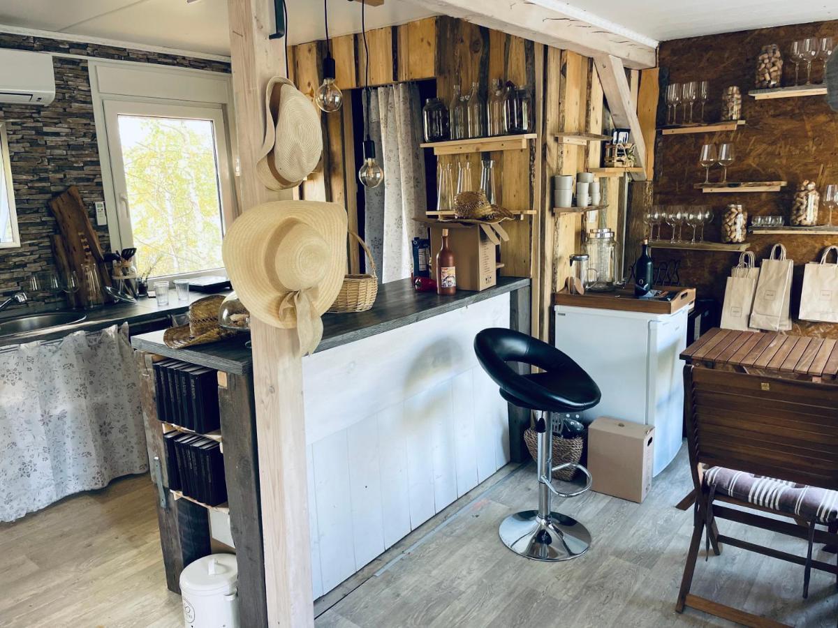 Boutique Glamping Divja Divine Zgornja Korena