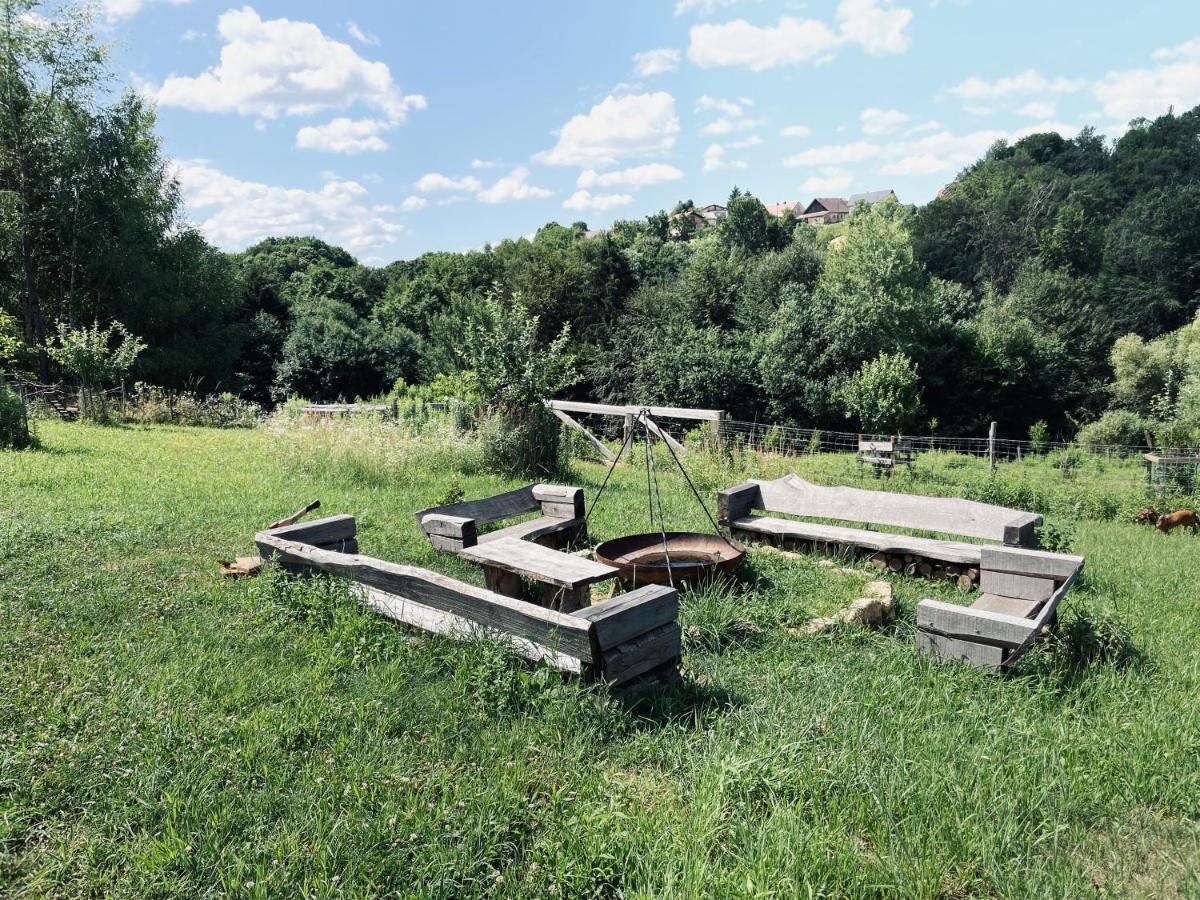 Boutique Glamping Divja Divine Zgornja Korena